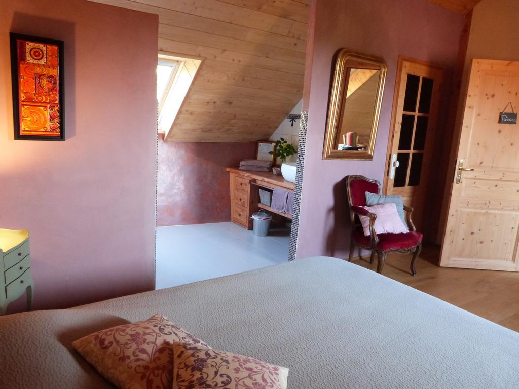 Bed And Breakfast La Fontaine Blanche Melgven 객실 사진